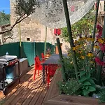 Les Clapiers Avec Jacuzzi Et Riviere. * Mialet (Gard)