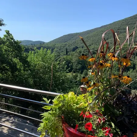 Les Clapiers Avec Jacuzzi Et Rivière. *