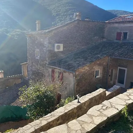 Appartamento Les Clapiers Avec Jacuzzi Et Rivière. *