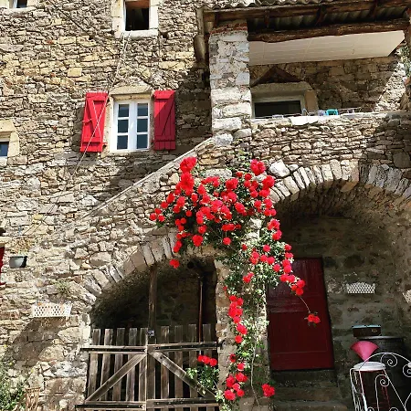 Les Clapiers Avec Jacuzzi Et Rivière. Appartamento