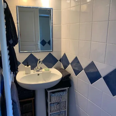 Les Clapiers Avec Jacuzzi Et Rivière. * Mialet (Gard)