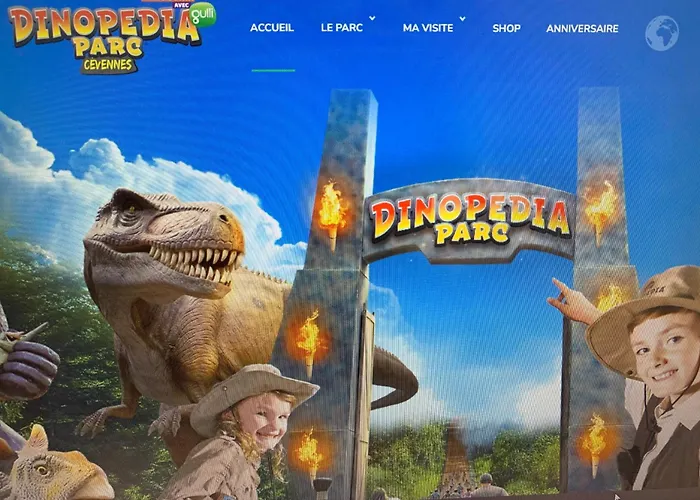 Les Clapiers Avec Jacuzzi Et Riviere. アパート